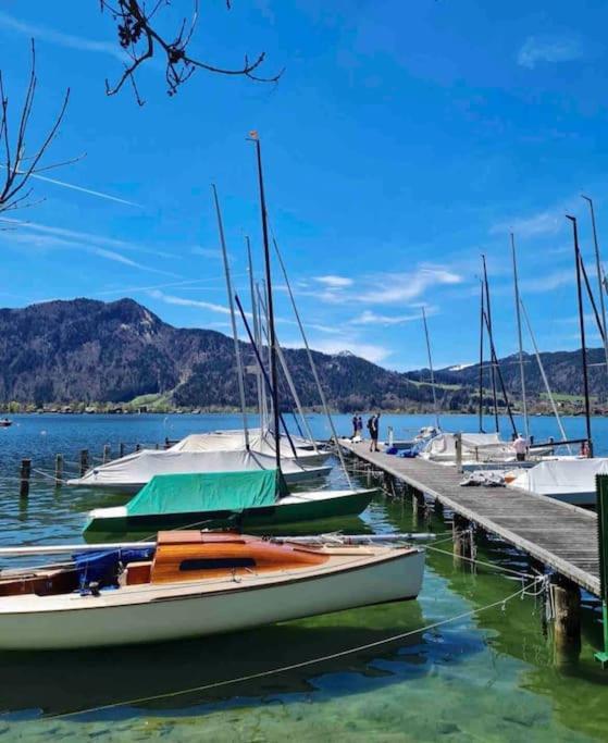 See- Und Bergblick In Bestlage Am Apartment Tegernsee
